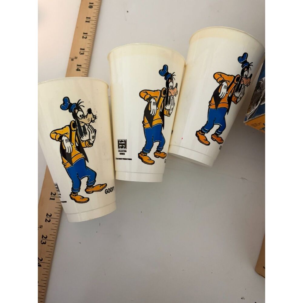 vtg walt disney world productions goofy pepsi collector series plastic cups